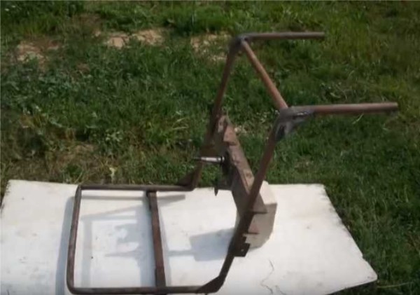 The frame is the basis of the structure. The pipes are almost new))