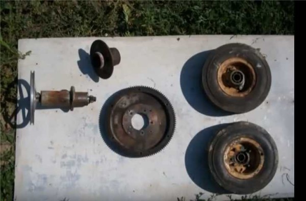 Gears, wheels - everything is old, everything was in the garage