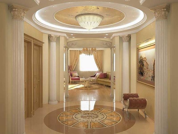 Ceremonial columns, marble floor - traceable to the influence of Greek heritage