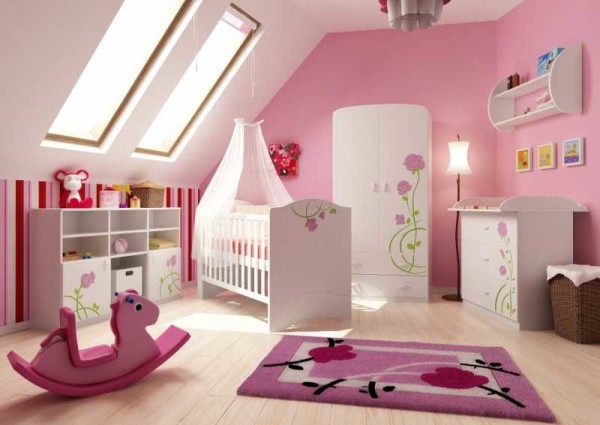 Room for a newborn in the attic - a lot of light is great