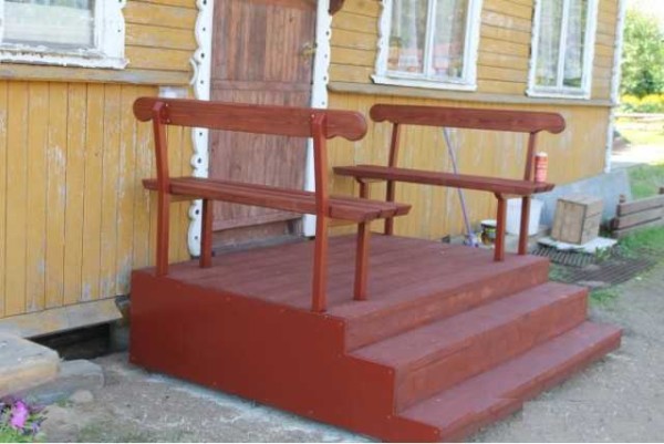 DIY finished wooden porch - side view