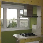 It is fashionable to place the electric stove on the former windowsill