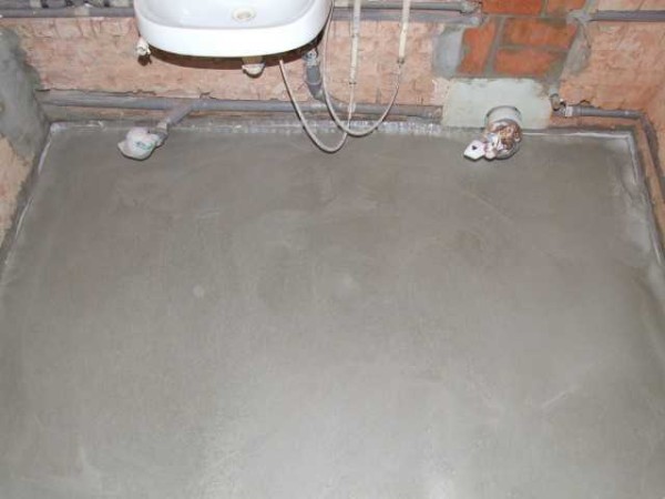 After pouring self-leveling cement