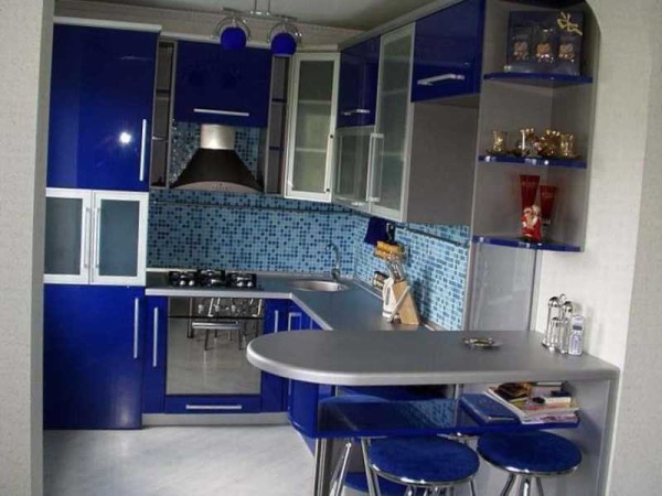 The blue-steel scale is almost a classic. Will be good in a kitchen facing south
