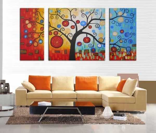 In the form of a traditional triptych