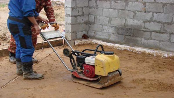 Better to ram with a vibrating plate