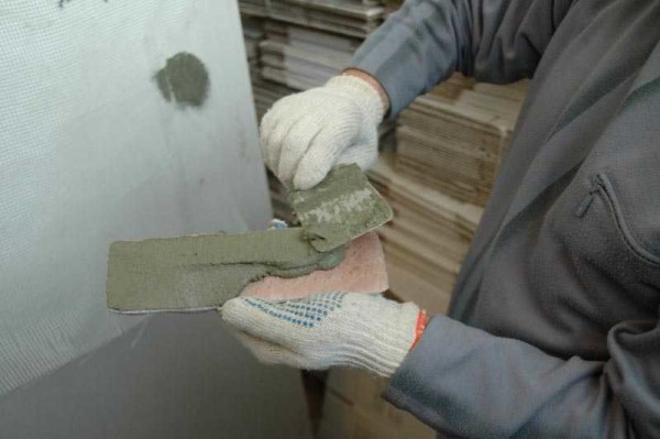 Apply glue using a conventional spatula