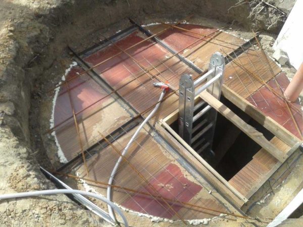 We collect the reinforcing frame