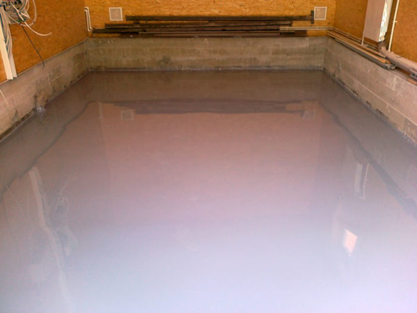 Every car owner dreams of having a flat, durable, dust-free garage floor