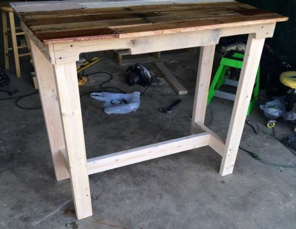 Installing the legs and jumpers