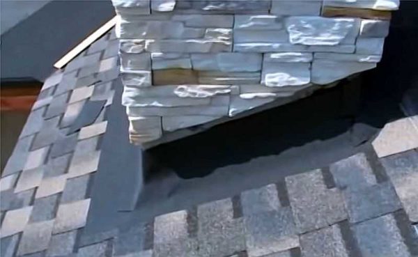 Around the pipe there is an 8 cm wide valley carpet gutter