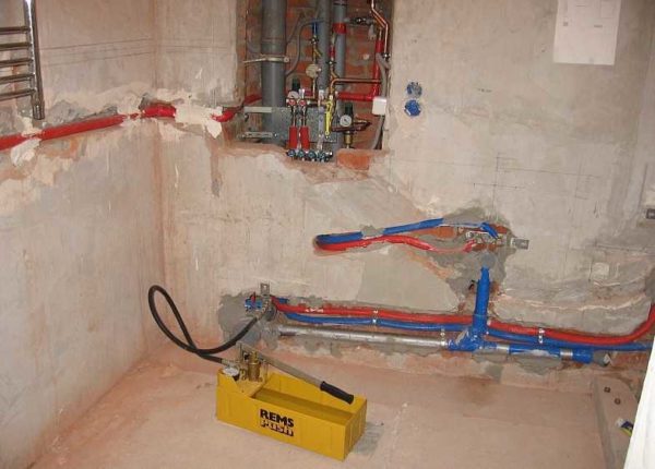 Pressure testing of the heating system is carried out after any repair or before the heating season