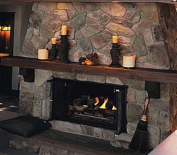 Planking of the fireplace portal and chimney
