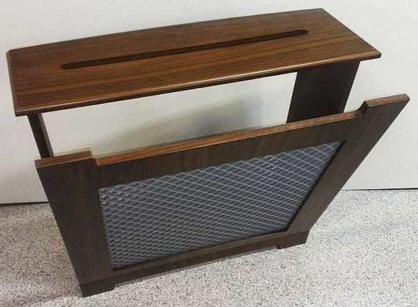 Attached grill-box for radiator