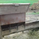 Pig feeder