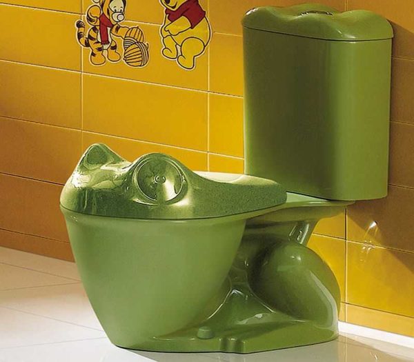 No matter how the toilet looks, the filling in the cistern will be similar