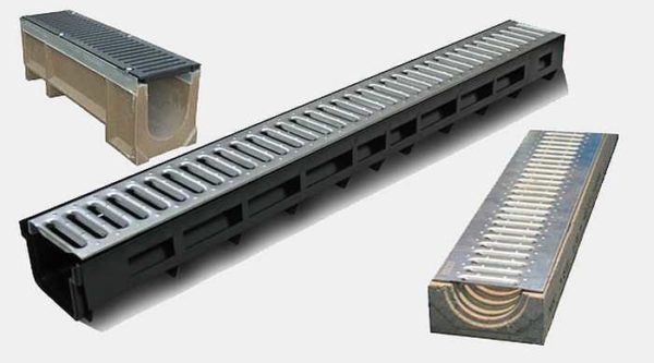 Linear inlets or rain gutters