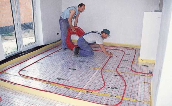 Pipes made of cross-linked polyethylene PE-X are used when installing a water-heated floor