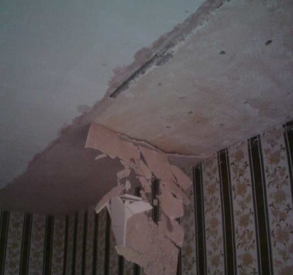 Incorrectly applied plaster can fall off