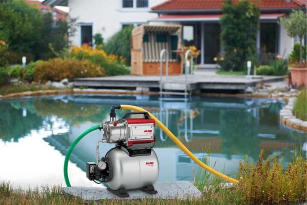 Pumping station for watering the garden - convenient, but not cheap