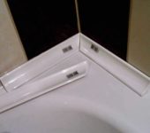 Ceramic bath skirting board can be like this