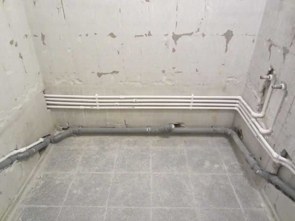 Pipes are laid parallel