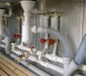 A valve is installed on each branch