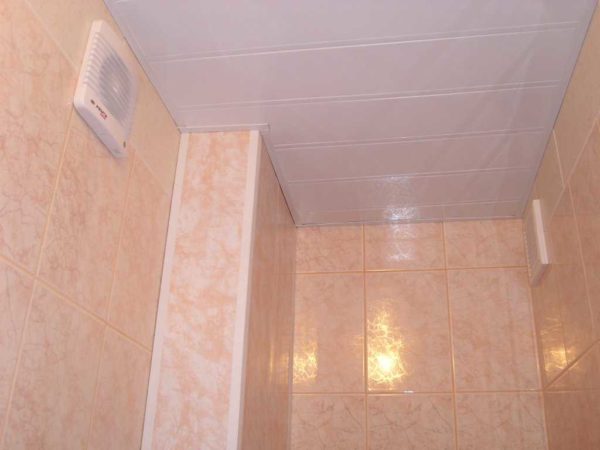 Very well chosen colors - exactly for the tiles