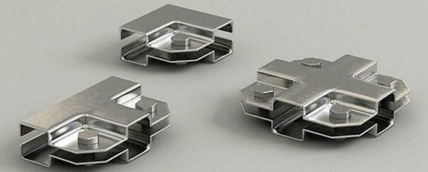 Crab systems for shaped pipes