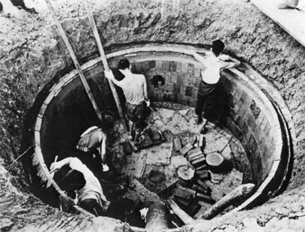 It is possible to build a bioreactor for the production of biogas from bricks, but it must be well plastered with the use of additives that ensure hydro and gas impermeability