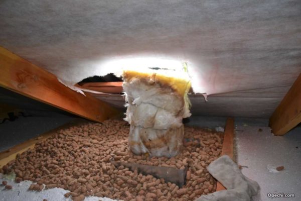 Option to pass through the ceiling and insulation