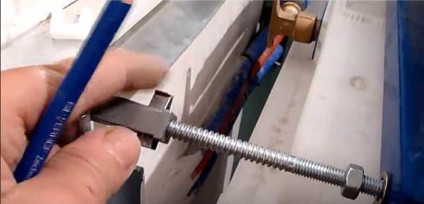 Such adjustable fasteners at installations of the German company Grohe (Groh)