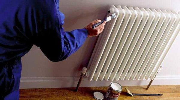 The main thing is the right paint for heating radiators.