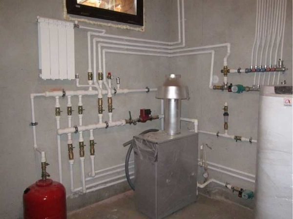 If there is protection against overheating, the boiler piping can be made with polypropylene pipes