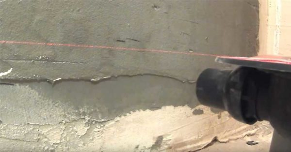 Mark the line for laying the screed on the walls