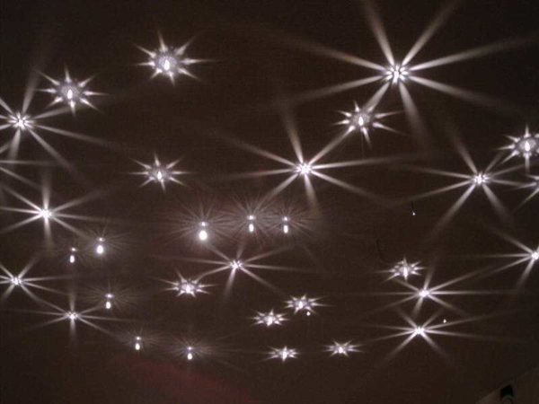 The location of spotlights on the ceiling is not easy to choose