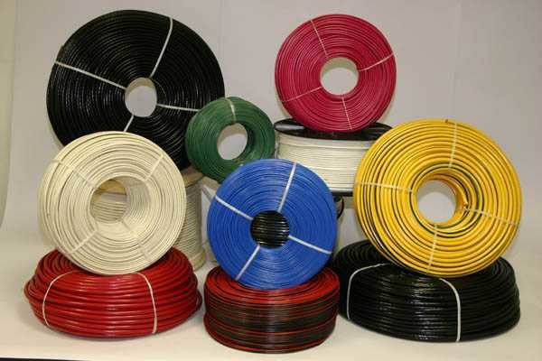 The choice of cable cross-section depends on the power and current