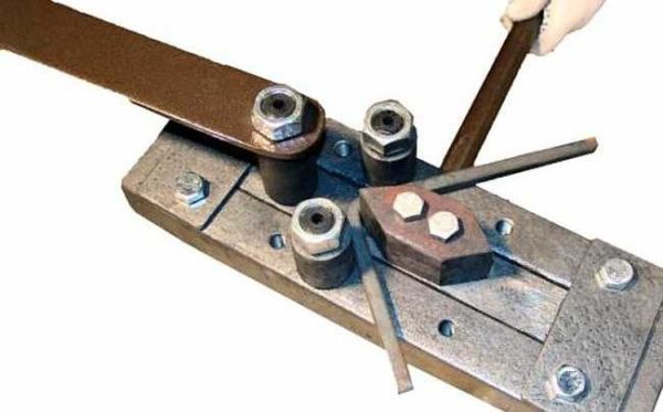 For bending anywhere and at any angle - benches (bending machines)