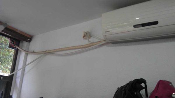 The length of communications between the outdoor and indoor unit is also standardized