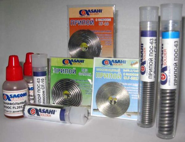 Solders and fluxes for soldering copper wires