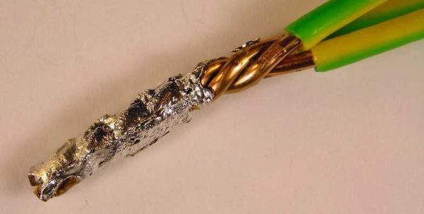Soldering strands with flux - faster and easier
