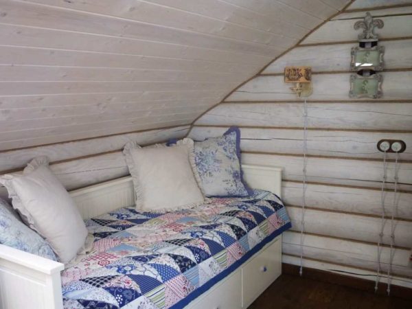 Well done retro wiring serves as an interior decoration