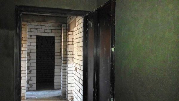 Renovation of an apartment from scratch in a new building: everything there is - entrance doors, walls, windows, heating, water supply, sewerage and gas