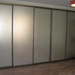 This facade makes the wardrobe for the bedroom universal - it is absolutely neutral