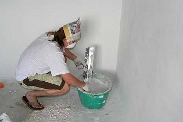It is necessary to putty for painting, drywall completely, and to perfect condition