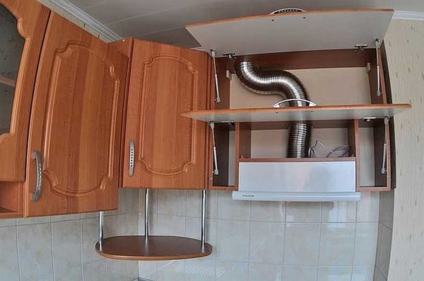 Installation example of a built-in hood