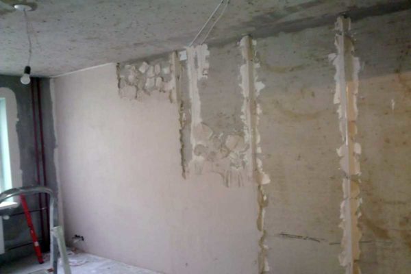 For self-application, it is important which plaster is more convenient to work with