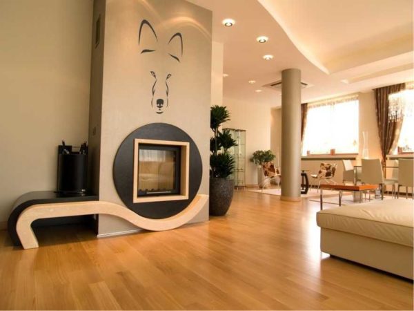 To keep the painted surfaces even and smooth, use a cobweb