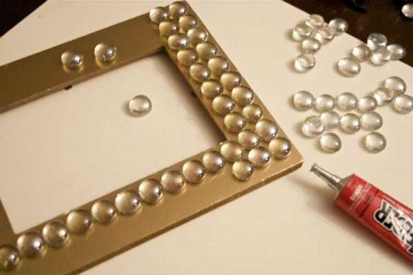 Decorating the mirror frame