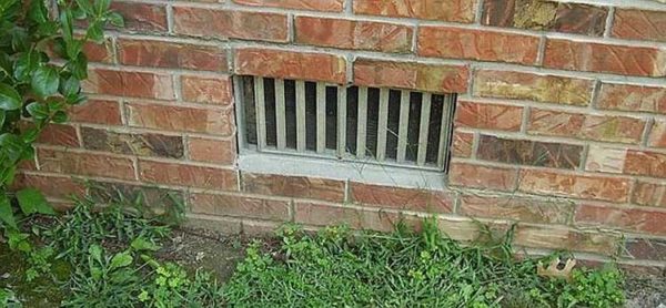 External ventilation grilles for installation in the basement of the house are usually made of metal and have adjustable louvers or dampers